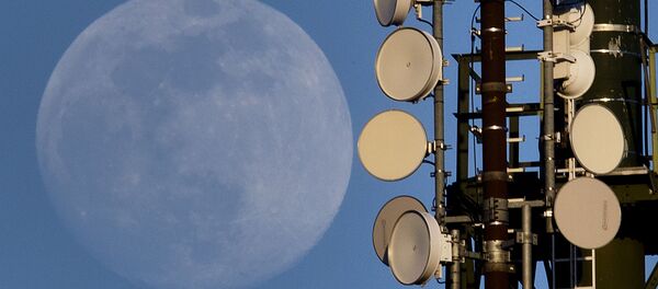 Суперлуние во Вахенбухене, недалеко от Франкфурта, Германия - Sputnik Moldova-România