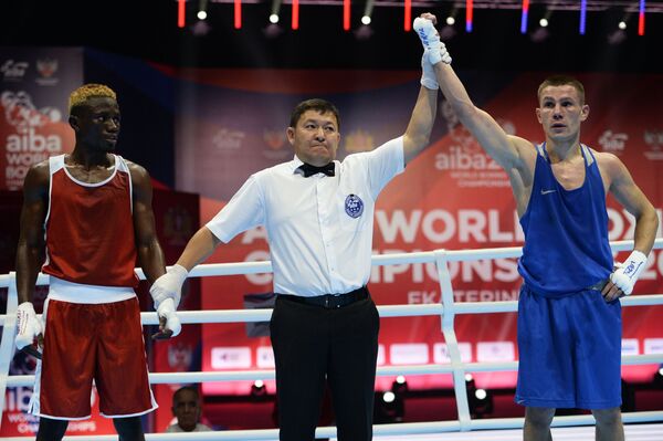 Букша: опыт помог выиграть первый бой на ЧМ, дальше буду выступать лучше - Sputnik Молдова