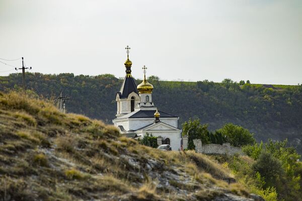 Bisericile vechi din Moldova, o moștenire istorică a țării.
 - Sputnik Молдова
