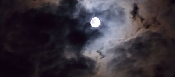  Luna Plina - Sputnik Moldova