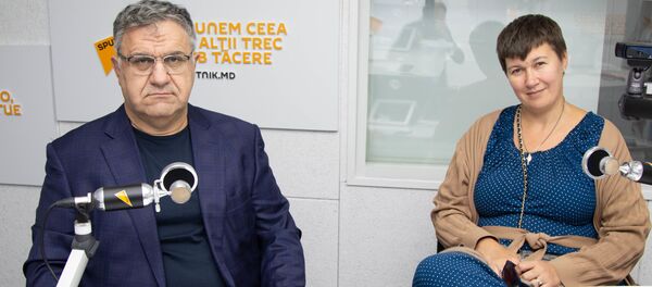 Александр Акопов и Наталья Мокрицкая - Sputnik Молдова