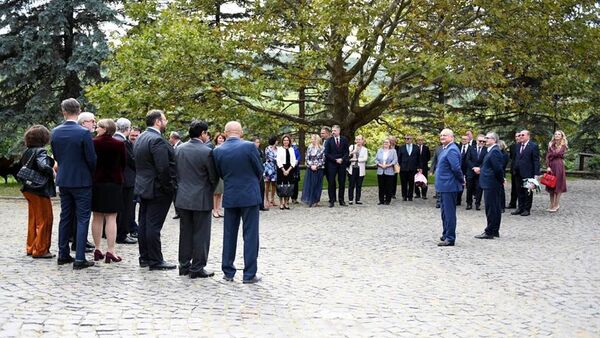 Întâlnirea informală a președintelui Igor Dodon cu ambasadorii acreditați în țara noastră - Sputnik Moldova