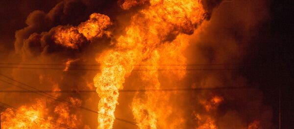 Шесть человек получили ранения в результате пожара в ночь на пятницу на хлебозаводе в румынском городе Брашов, сообщают румынские телеканалы. Шесть человек получили ранения в результате пожара в ночь на пятницу на хлебозаводе в румынском городе Брашов, сообщают румынские телеканалы. - Sputnik Молдова