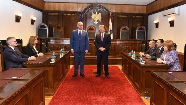 Igor Dodon a vizitat Curtea Constituțională - Sputnik Moldova