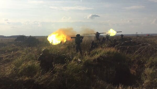 Российские мотострелки разгромили врага в Кемеровской области - Sputnik Молдова