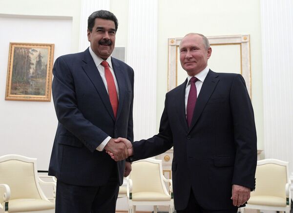 Президент Венесуэлы Николас Мадуро и президент РФ Владимир Путин - Sputnik Молдова