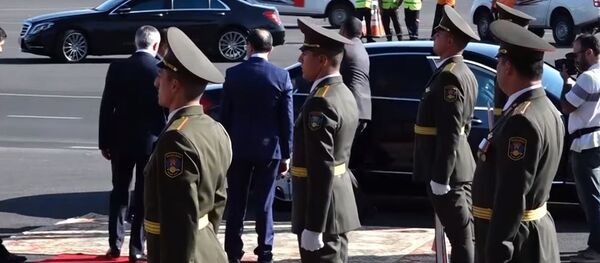 Главы иностранных государств прибыли в Ереван для участия в заседании Высшего совета ЕАЭС Главы иностранных государств прибыли в Ереван для участия в заседании Высшего совета ЕАЭС - Sputnik Молдова