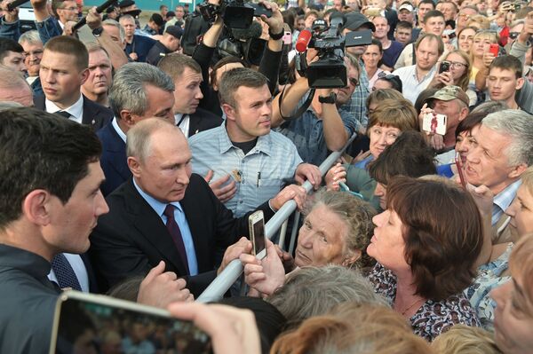 Рабочая поездка президента РФ В. Путина в Сибирский федеральный округ - Sputnik Молдова