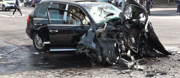 Эхо трагедии: видео ДТП с участием Porsche и троллейбуса в Кишиневе - Sputnik Молдова