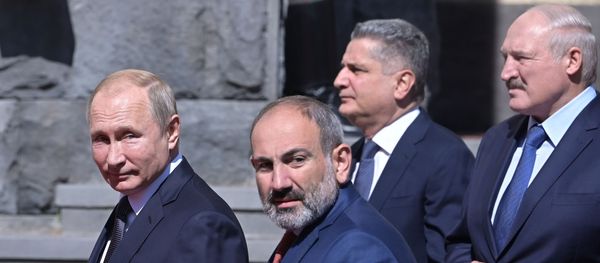 Рабочий визит президента РФ В. Путина в Армению - Sputnik Молдова