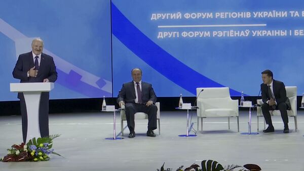 Зеленский напугал Лукашенко на встрече в Житомире - Sputnik Молдова