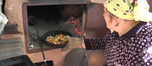 Секреты молдавской кухни: что такое плацынды и как их готовят в селах Секреты молдавской кухни: что такое плацынды и как их готовят в селах - Sputnik Молдова