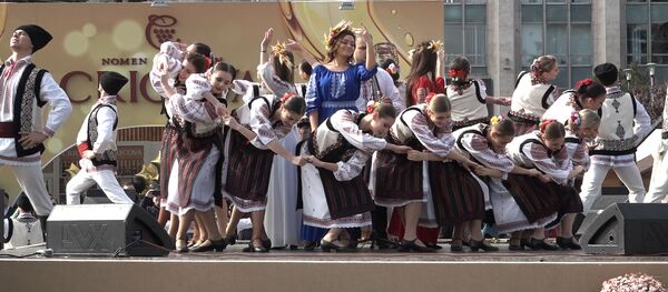 День вина в Молдове как национальный праздник День вина в Молдове как национальный праздник - Sputnik Молдова