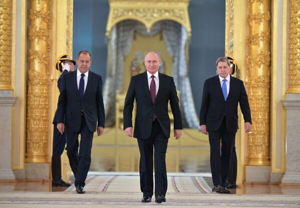 Президент РФ Владимир Путин на церемонии вручения верительных грамот послов иностранных государств в Александровском зале БКД - Sputnik Молдова