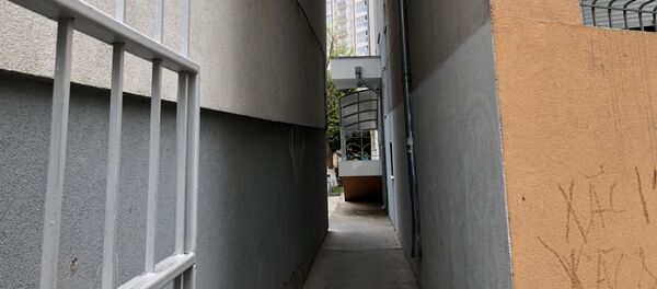 Дома в Кишиневе строят впритык друг к другу. Что произойдет во время сильного землетрясения не знает никто - Sputnik Молдова