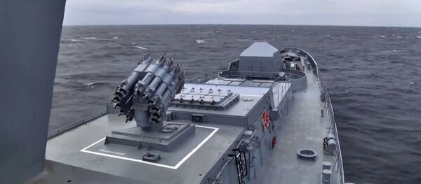 Ракеты Калибр успешно поразили мишени после пуска с подводной лодки Колпино - Sputnik Молдова