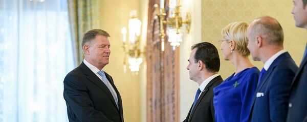Klaus Iohannis, consultări cu PNL, Ludovic Orban Klaus Iohannis, consultări cu PNL, Ludovic Orban - Sputnik Moldova-România