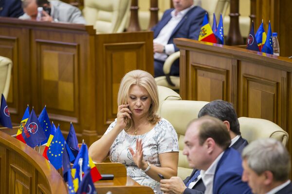 Cherchez la femme: женщины на государственных постах в Молдове – кто они Cherchez la femme: женщины на государственных постах в Молдове – кто они - Sputnik Молдова
