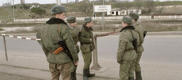 Pacificatori ruși la Bender (Tighina) Pacificatori ruși la Bender (Tighina) - Sputnik Молдова