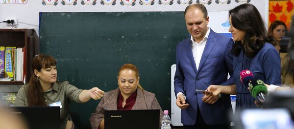 Ион Чебан на выборах в Кишиневе - Sputnik Moldova