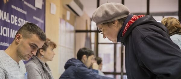 Как жители Молдовы голосовали на местных выборах в Кишиневе - Sputnik Молдова