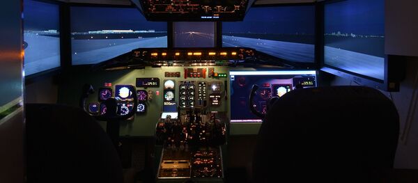 Авиасимулятор Авиасимулятор - Sputnik Молдова