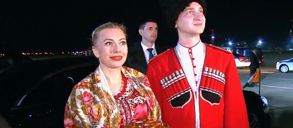 Гостей саммита Россия-Африка встретили с хлебом и солью Гостей саммита Россия-Африка встретили с хлебом и солью - Sputnik Молдова