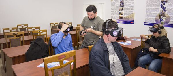 Образовательный курс Дни виртуальной (VR) и дополненной (AR) реальности в Кишиневе Образовательный курс Дни виртуальной (VR) и дополненной (AR) реальности в Кишиневе - Sputnik Молдова