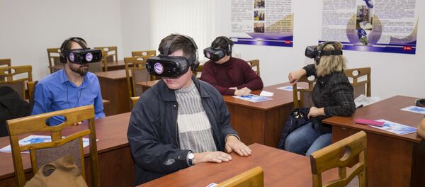 Образовательный курс Дни виртуальной (VR) и дополненной (AR) реальности в Кишиневе Образовательный курс Дни виртуальной (VR) и дополненной (AR) реальности в Кишиневе - Sputnik Молдова