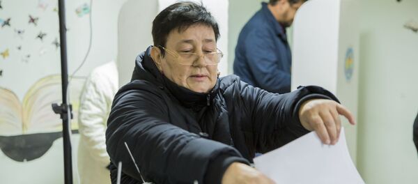 Как жители Молдовы голосовали на местных выборах в Кишиневе - Sputnik Moldova-România