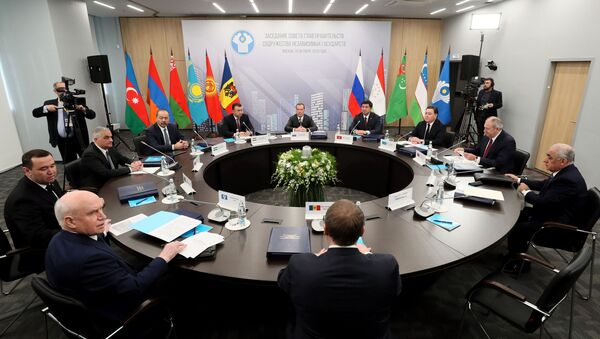 Prim-ministrul rus, D. Medvedev, la ședința consiliului șefilor de guvern CSI - Sputnik Moldova-România
