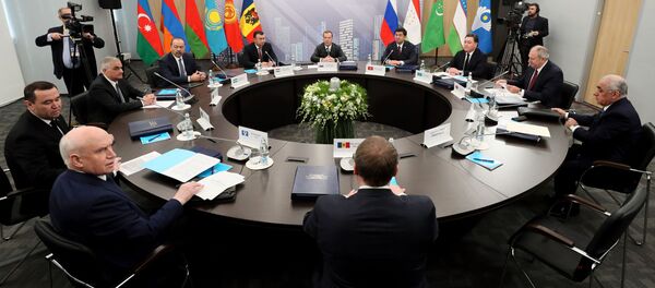 Prim-ministrul rus, D. Medvedev, la ședința consiliului șefilor de guvern CSI Prim-ministrul rus, D. Medvedev, la ședința consiliului șefilor de guvern CSI - Sputnik Moldova-România