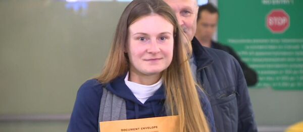 Русские не сдаются - Бутина вернулась на родину - Sputnik Молдова