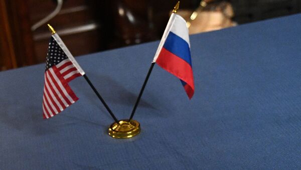 По следам Бутиной: россиян предупреждают об опасности в США - Sputnik Молдова