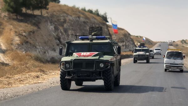 Военная полиция РФ на северо-востоке провинции Алеппо в Сирии - Sputnik Moldova-România