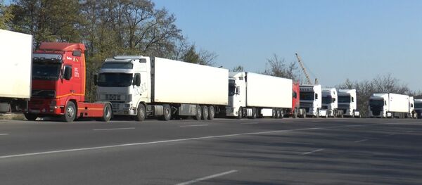 Protestul transportatorilor în Capitală Protestul transportatorilor în Capitală - Sputnik Moldova