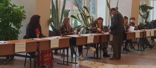 Голосование во втором туре местных выборов - Sputnik Moldova-România