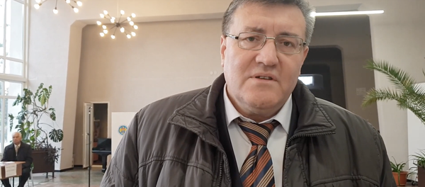 Председатель избирательного участка №73 в Кишиневе Сергей Катарага - Sputnik Молдова