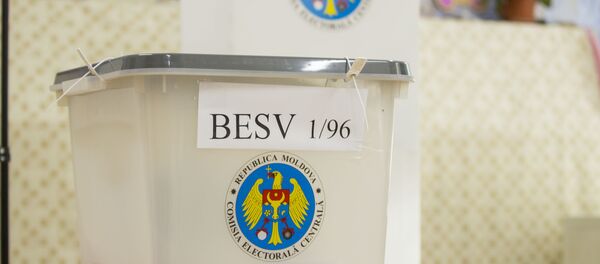 Кишиневцы голосуют на втором туре местных выборов Кишиневцы голосуют на втором туре местных выборов - Sputnik Moldova