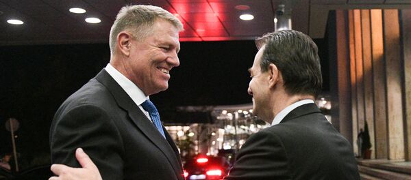 Klaus Iohannis şi Ludovic Orban - Sputnik Moldova-România