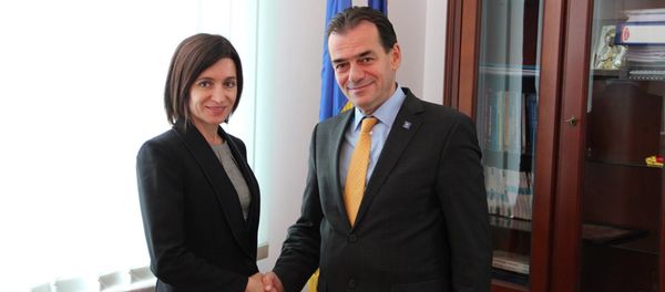 Maia Sandu și Ludovic Orban - Sputnik Moldova-România