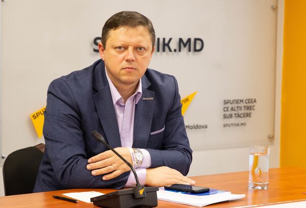 Почему молдавская молодежь проигнорировала выборы – мнения специалистов Почему молдавская молодежь проигнорировала выборы – мнения специалистов - Sputnik Молдова