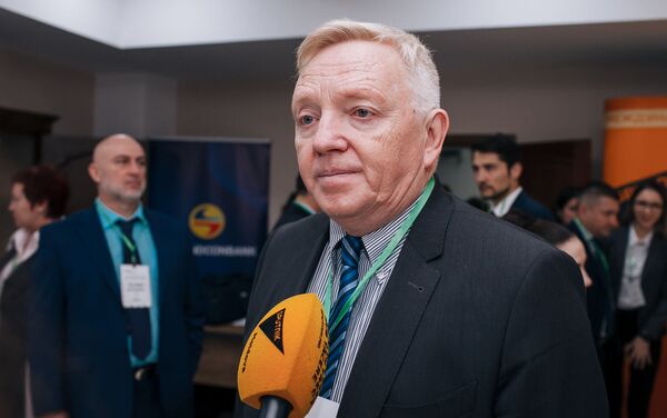 Alexei Deriabin la Invest Gagauzia-2019 - Sputnik Moldova-România