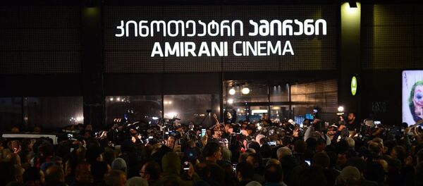 Акция протеста у кинотеатра Амирани в Тбилиси - Sputnik Moldova-România