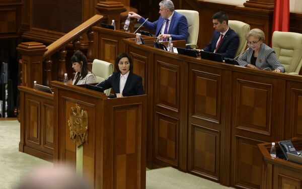 Заседание парламента РМ – вотум недоверия правительству Санду - Sputnik Молдова