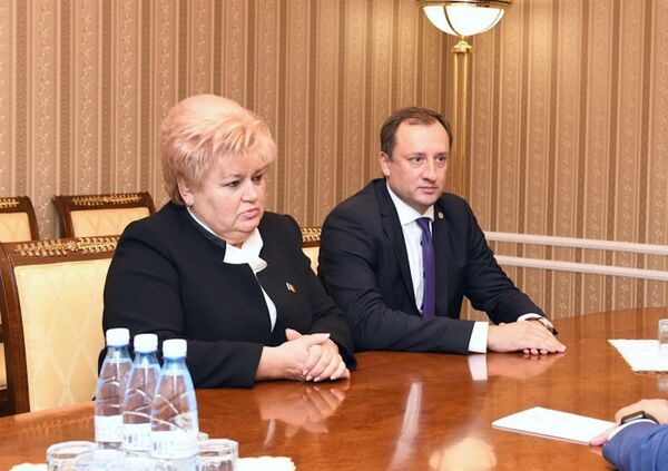Deputații din Partidul Șor la consultările privind desemnarea unui nou premier - Sputnik Moldova