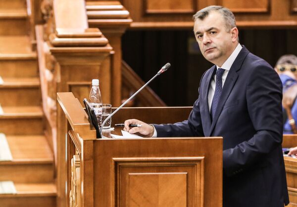 Ion Chicu la tribuna centrală a Parlamentului - Sputnik Moldova
