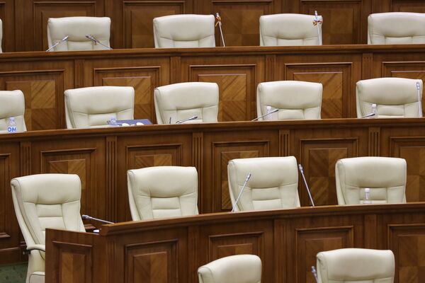 Fracțiunile PAS și PPDA au părăsit sala de ședință Fracțiunile PAS și PPDA au părăsit sala de ședință - Sputnik Moldova