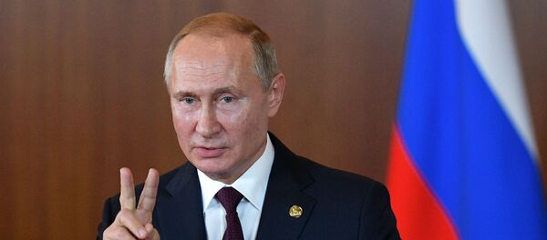 Президент РФ В. Путин на саммите БРИКС в Бразилии Президент РФ В. Путин на саммите БРИКС в Бразилии - Sputnik Молдова