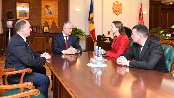 Igor Dodon a semnat decretul privind numirea doamnei Daniela Morari în funcția de Ambasador, Şef al Misiunii Republicii Moldova pe lîngă Uniunea Europeană - Sputnik Moldova